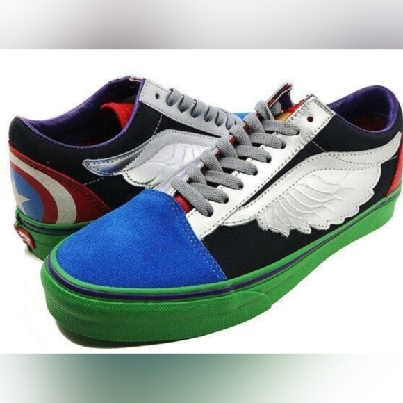 Vans Other - Vans Marvel Avengers Captain America Old Skool Sneakers Men's Size 10 MSRP $100